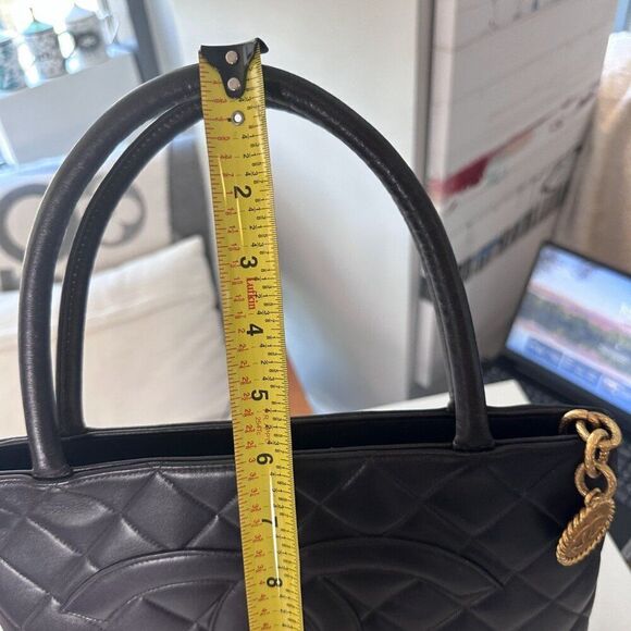 RARE Chanel Eggplant Luxe Lambskin Quilted Medallion Shopper Tote Bag - Picture 12 of 13